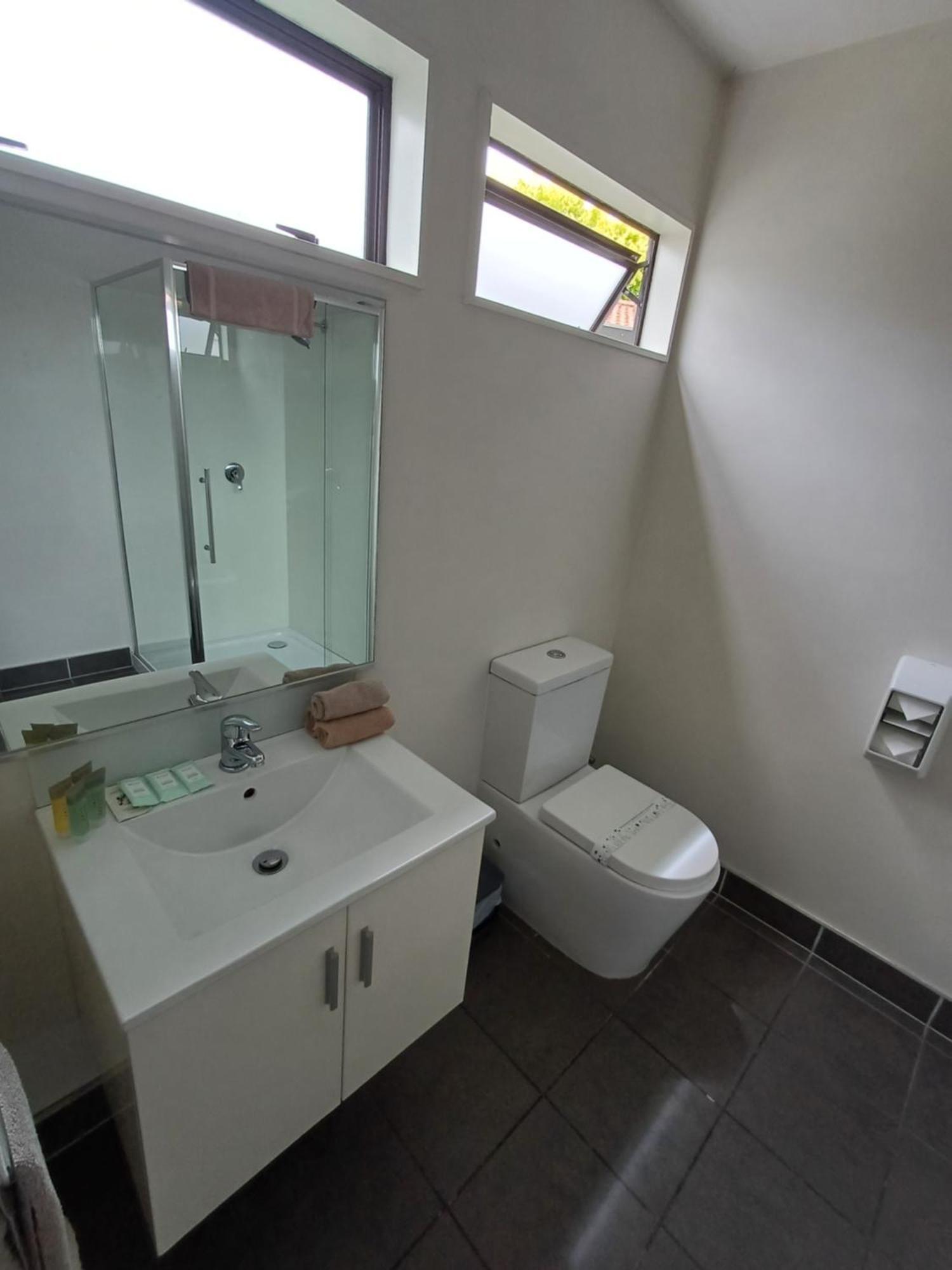 Gothic Heights Motel Christchurch Oda fotoğraf