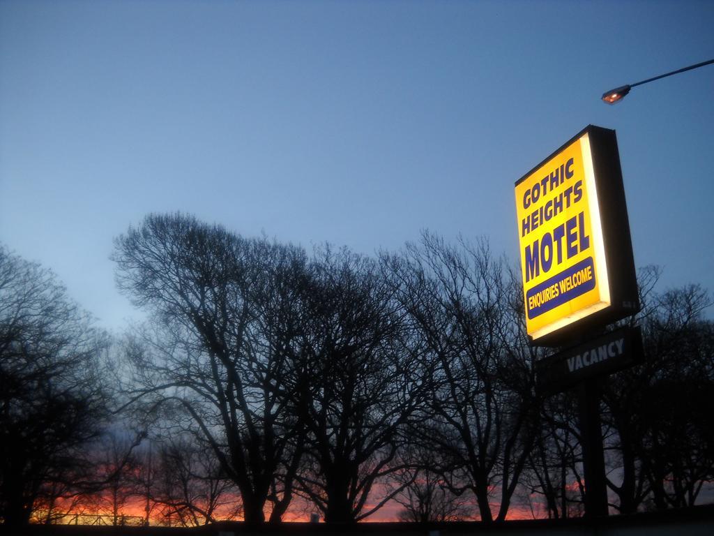 Gothic Heights Motel Christchurch Dış mekan fotoğraf