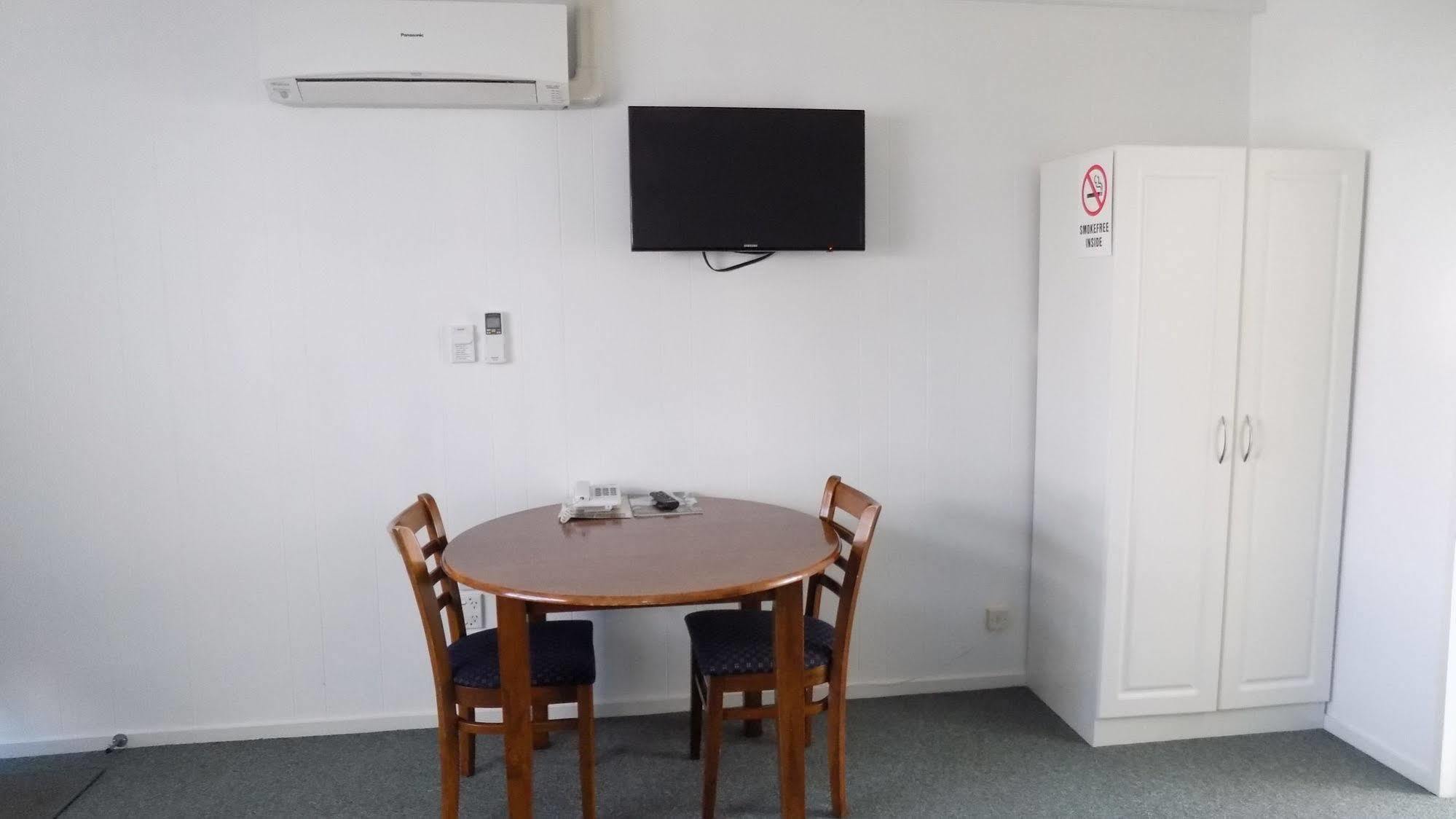 Gothic Heights Motel Christchurch Dış mekan fotoğraf